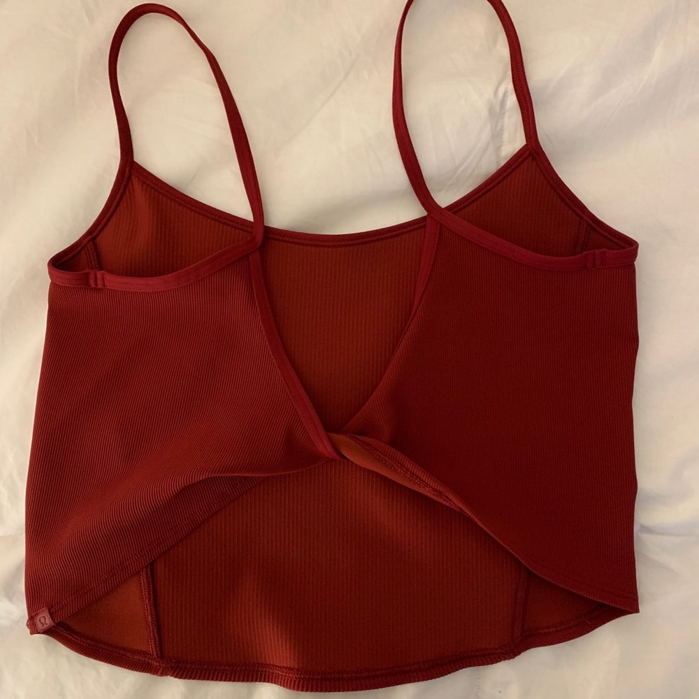 Lululemon red twist cropped tank